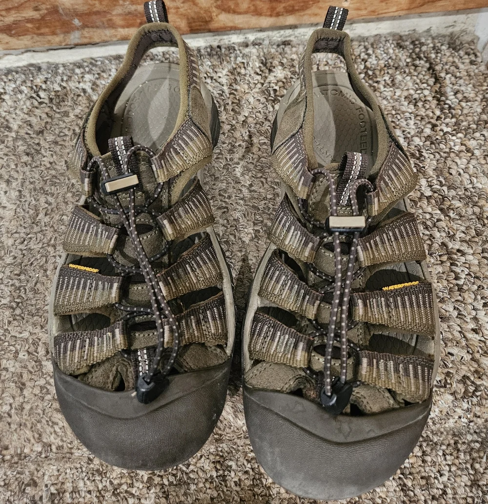 KEEN Men's Sandals - Brown and Black 9.5